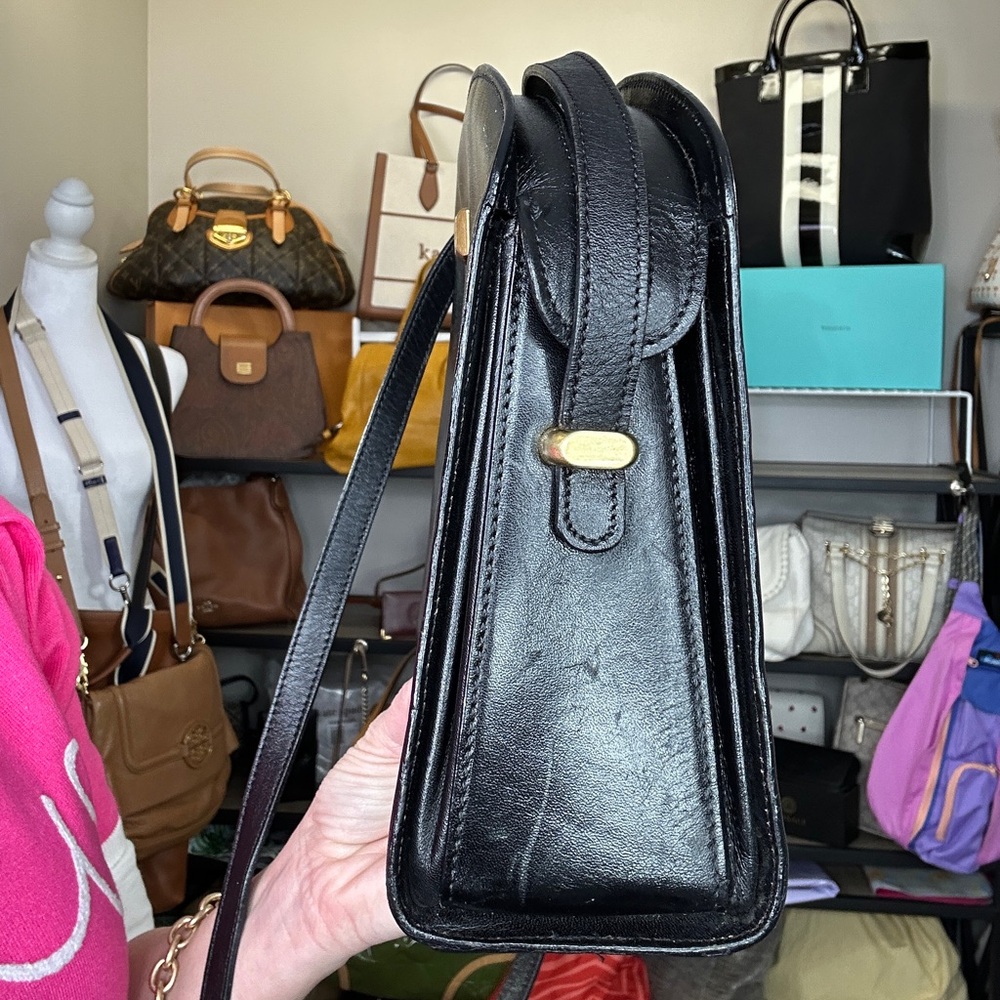 Vintage Bally Black Leather Curved Dome Crossbody Bag Made in Italy 1988-1994 - Picture 6 of 11